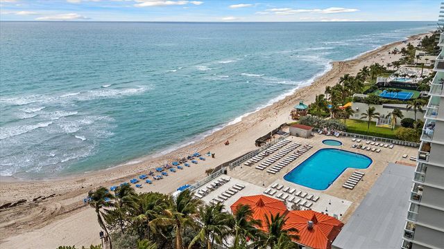 19201 Collins Avenue 114, Sunny Isles Beach, FL 33160