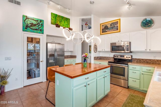 4272 E CHAPAROSA Way, Cave Creek, AZ 85331