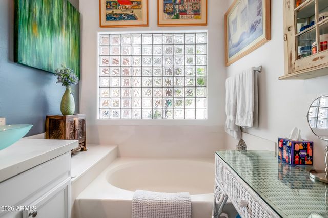 4272 E CHAPAROSA Way, Cave Creek, AZ 85331