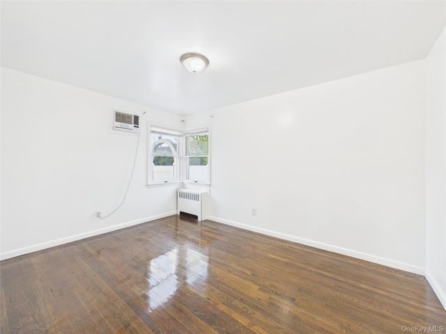 9 Ferndale Drive, Hicksville, NY 11801