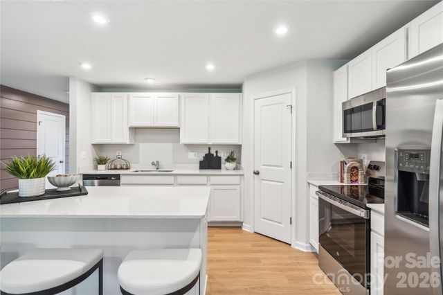 1508 Ardmore Drive, Sherrills Ford, NC 28673