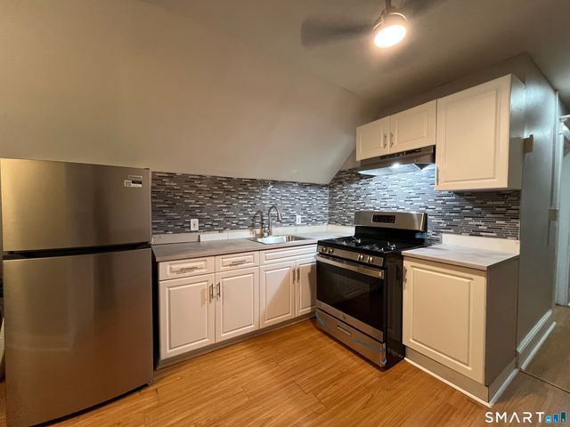 105 First Street, Hamden, CT 06514