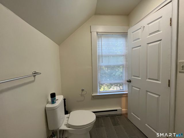 105 First Street, Hamden, CT 06514
