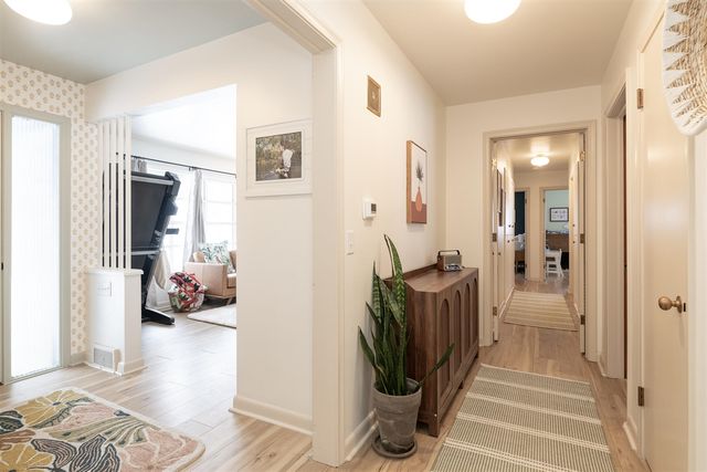 906 Wilshire Boulevard, Kalamazoo, MI 49008