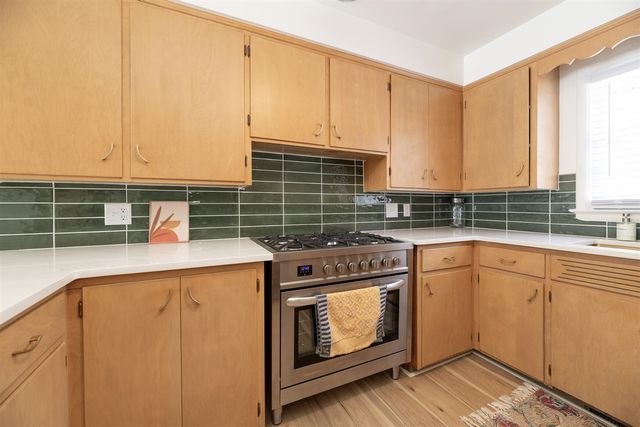 906 Wilshire Boulevard, Kalamazoo, MI 49008