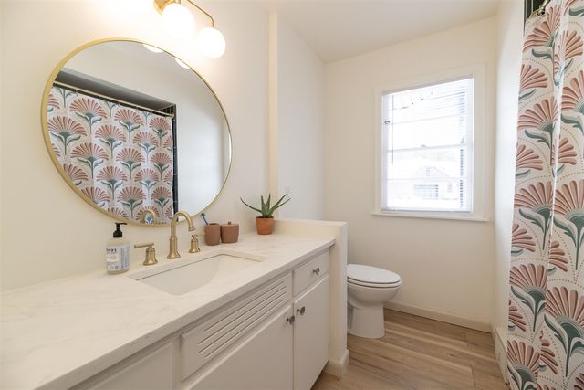 906 Wilshire Boulevard, Kalamazoo, MI 49008