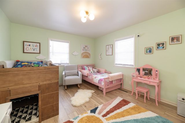 906 Wilshire Boulevard, Kalamazoo, MI 49008