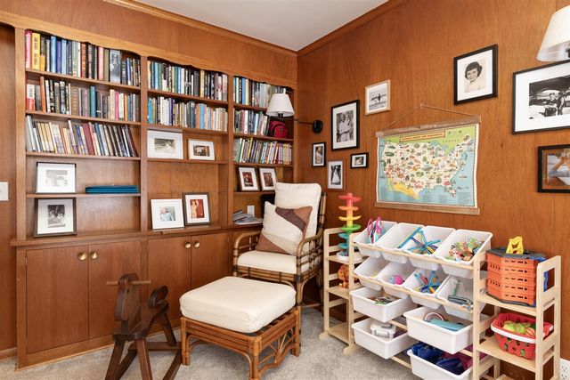 906 Wilshire Boulevard, Kalamazoo, MI 49008