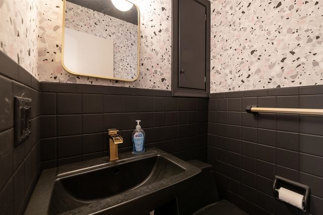 906 Wilshire Boulevard, Kalamazoo, MI 49008