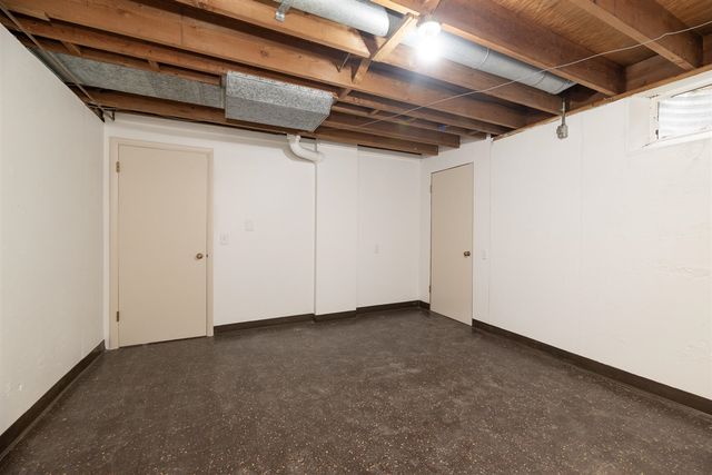 906 Wilshire Boulevard, Kalamazoo, MI 49008