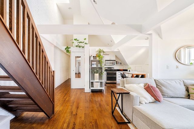 130 Massachusetts Ave 6, Arlington, MA 02474