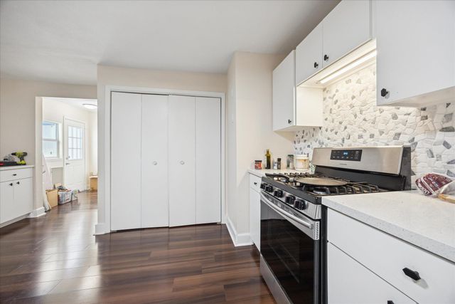 907 E 53rd ST, Austin, TX 78751