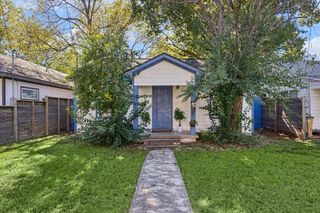 907 E 53rd ST, Austin, TX 78751
