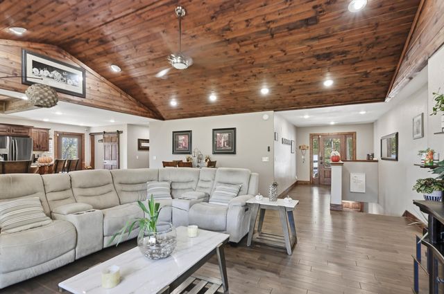 9948 Nyssa Drive, Neosho, MO 64850