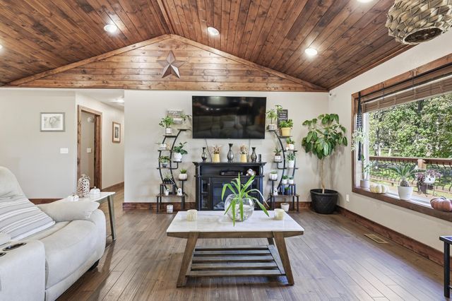 9948 Nyssa Drive, Neosho, MO 64850