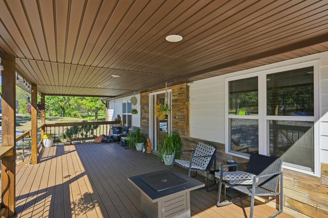 9948 Nyssa Drive, Neosho, MO 64850