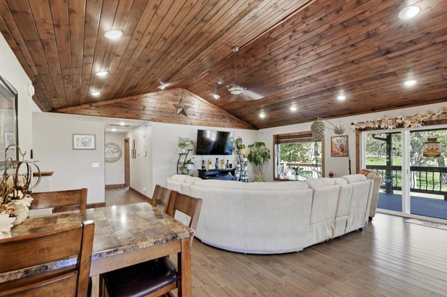 9948 Nyssa Drive, Neosho, MO 64850