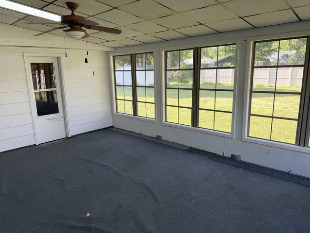 535 PARK AVENUE, Waupaca, WI 54981