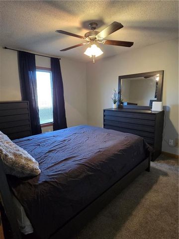 18909 E 34th Terrace, Independence, MO 64057