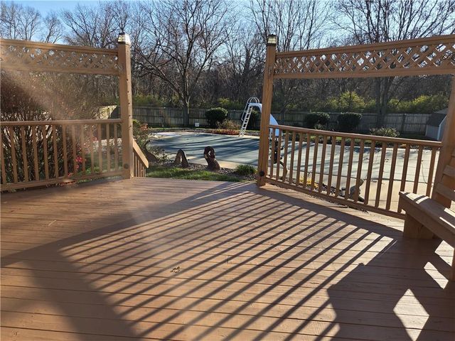 18909 E 34th Terrace, Independence, MO 64057