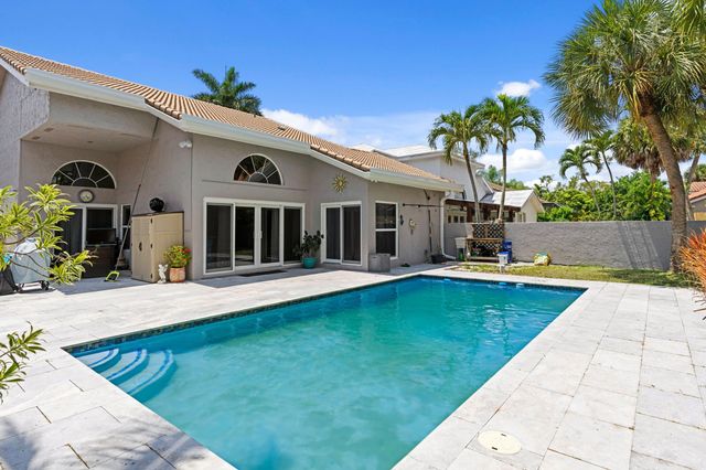 10333 Buena Ventura Drive, Boca Raton, FL 33498