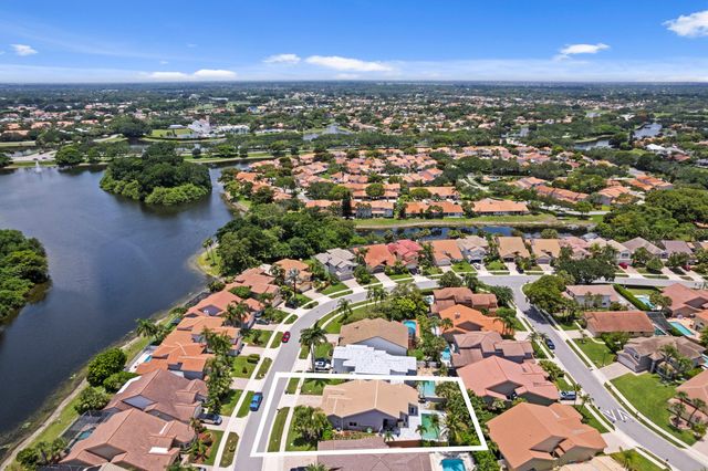 10333 Buena Ventura Drive, Boca Raton, FL 33498