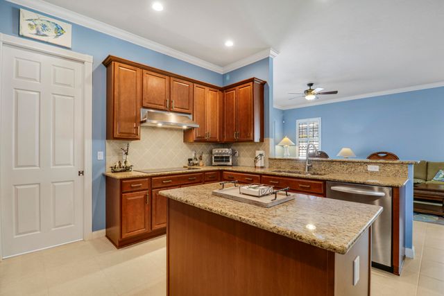 3288 Wymberly Drive, Jupiter, FL 33458