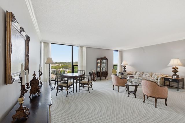 3901 West End Ave Apt 706, Nashville, TN 37205
