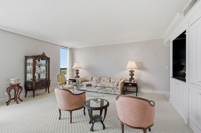 3901 West End Ave Apt 706, Nashville, TN 37205