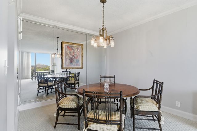 3901 West End Ave Apt 706, Nashville, TN 37205