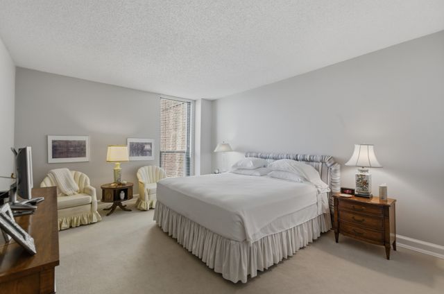 3901 West End Ave Apt 706, Nashville, TN 37205
