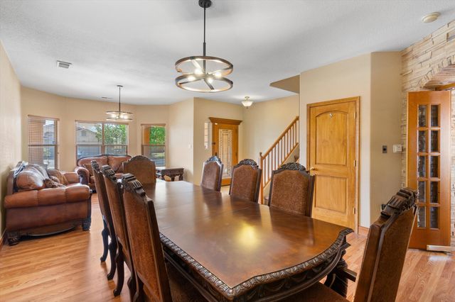 2408 Sun Gate Trail SW, Albuquerque, NM 87121