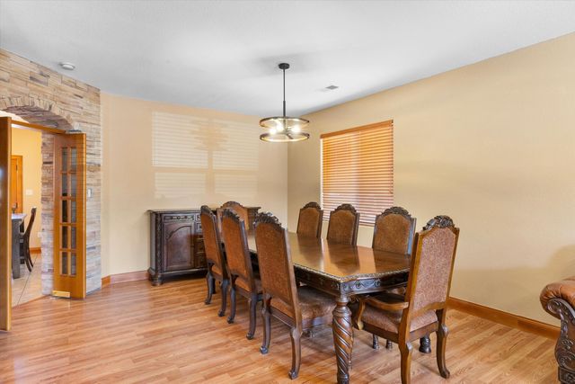 2408 Sun Gate Trail SW, Albuquerque, NM 87121