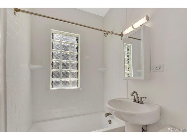 2130 N Franklin St, Denver, CO 80205
