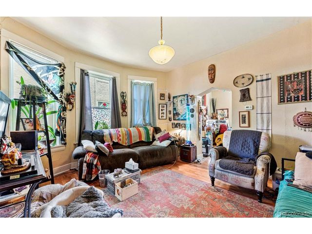 2130 N Franklin St, Denver, CO 80205
