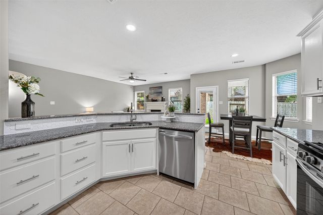 4019 Regal Stone Lane, Sugar Land, TX 77479