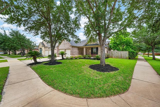 4019 Regal Stone Lane, Sugar Land, TX 77479