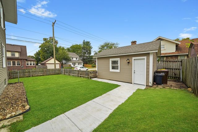 1604 Grant Avenue, Rockford, IL 61103