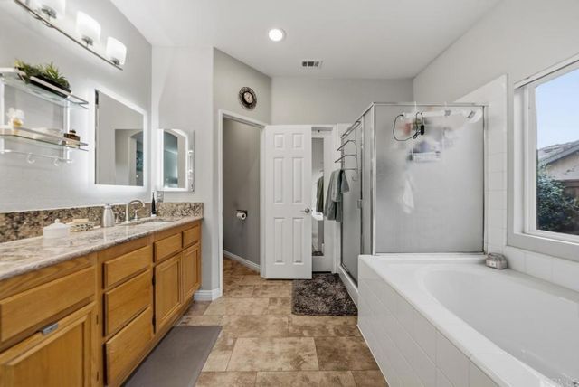 3146 Willow Tree Lane, Escondido, CA 92027