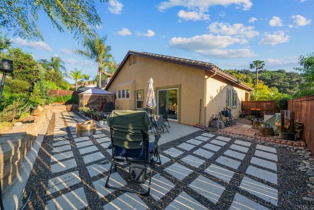 3146 Willow Tree Lane, Escondido, CA 92027
