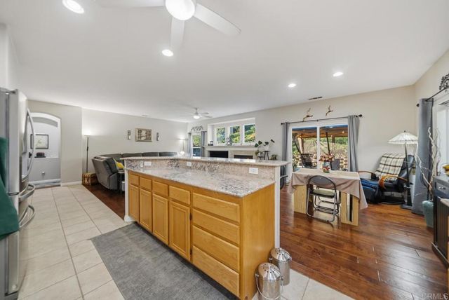 3146 Willow Tree Lane, Escondido, CA 92027