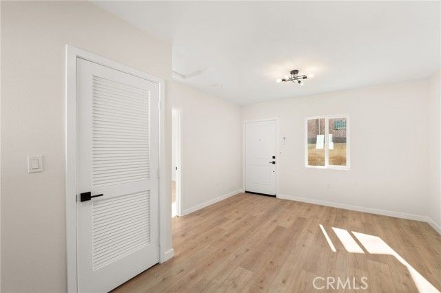 2155 Euclid Avenue, Long Beach, CA 90815