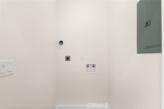 2155 Euclid Avenue, Long Beach, CA 90815