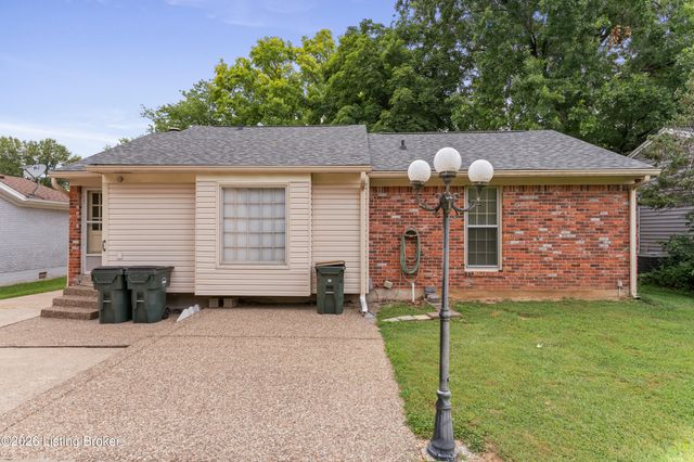 9302 Marse Henry Dr, Louisville, KY 40299