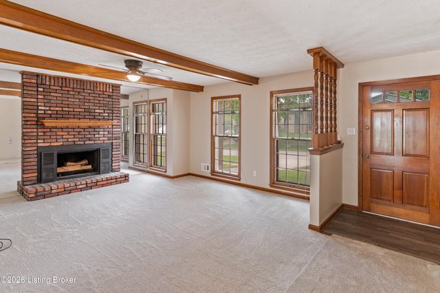 9302 Marse Henry Dr, Louisville, KY 40299