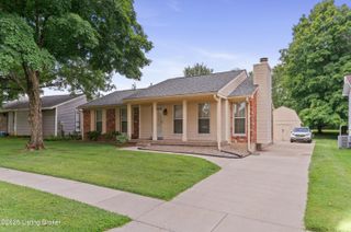 9302 Marse Henry Dr, Louisville, KY 40299