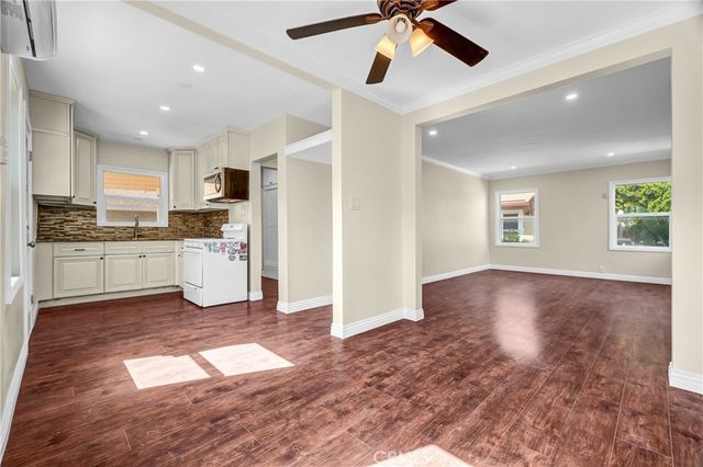 4281 E Jacinto, Long Beach, CA 90815