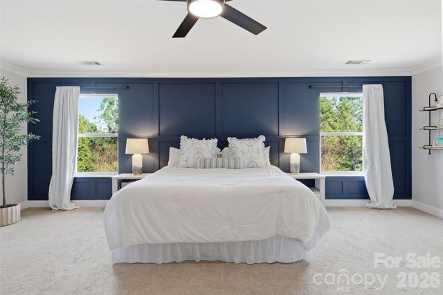 7010 Evanton Loch Road, Charlotte, NC 28278