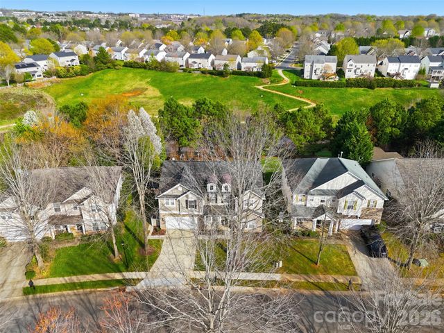 7010 Evanton Loch Road, Charlotte, NC 28278