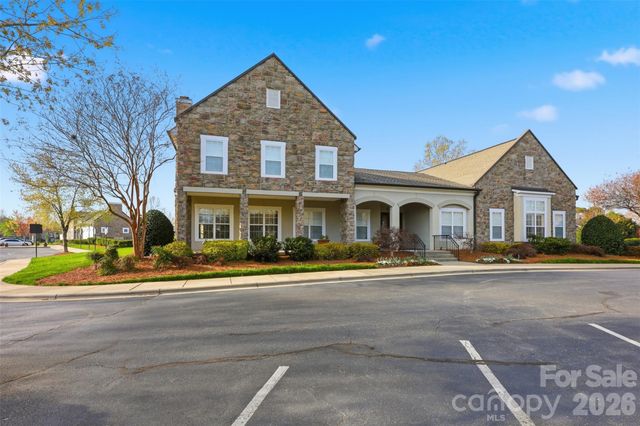 7010 Evanton Loch Road, Charlotte, NC 28278